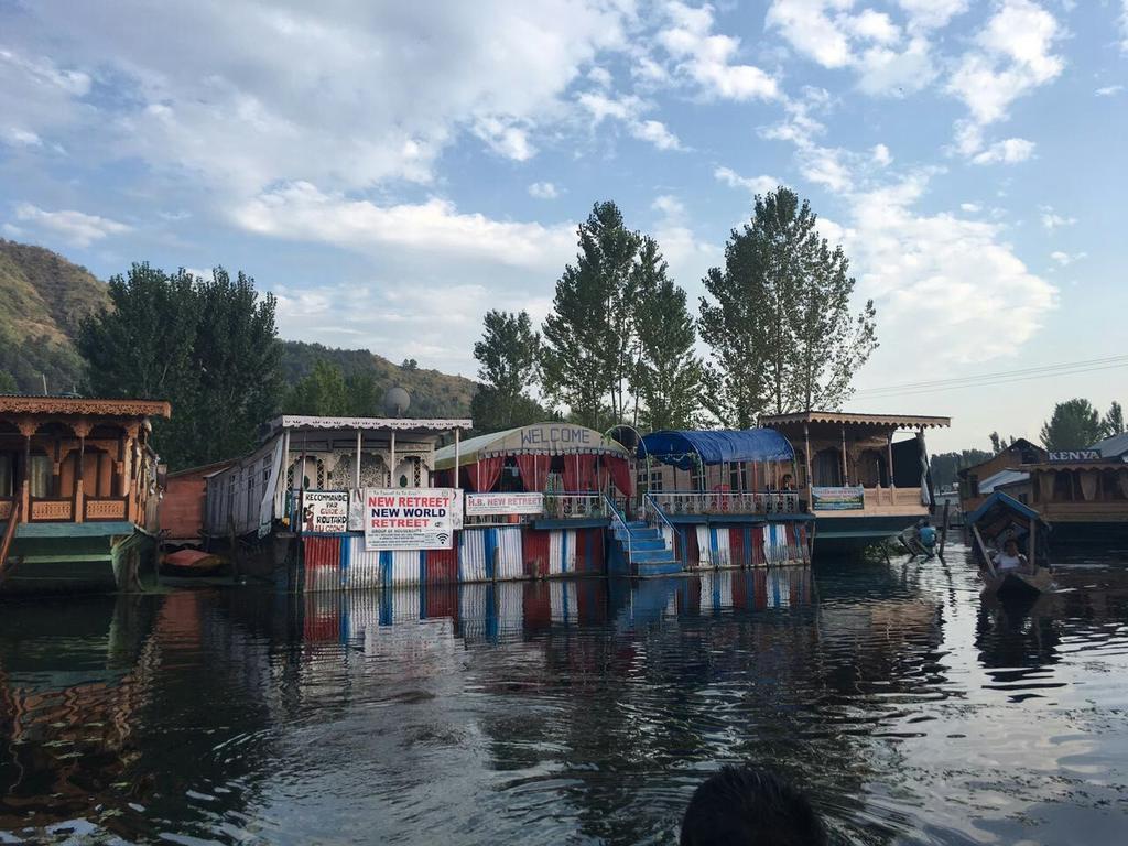 New World Guest House Srinagar  Exterior photo