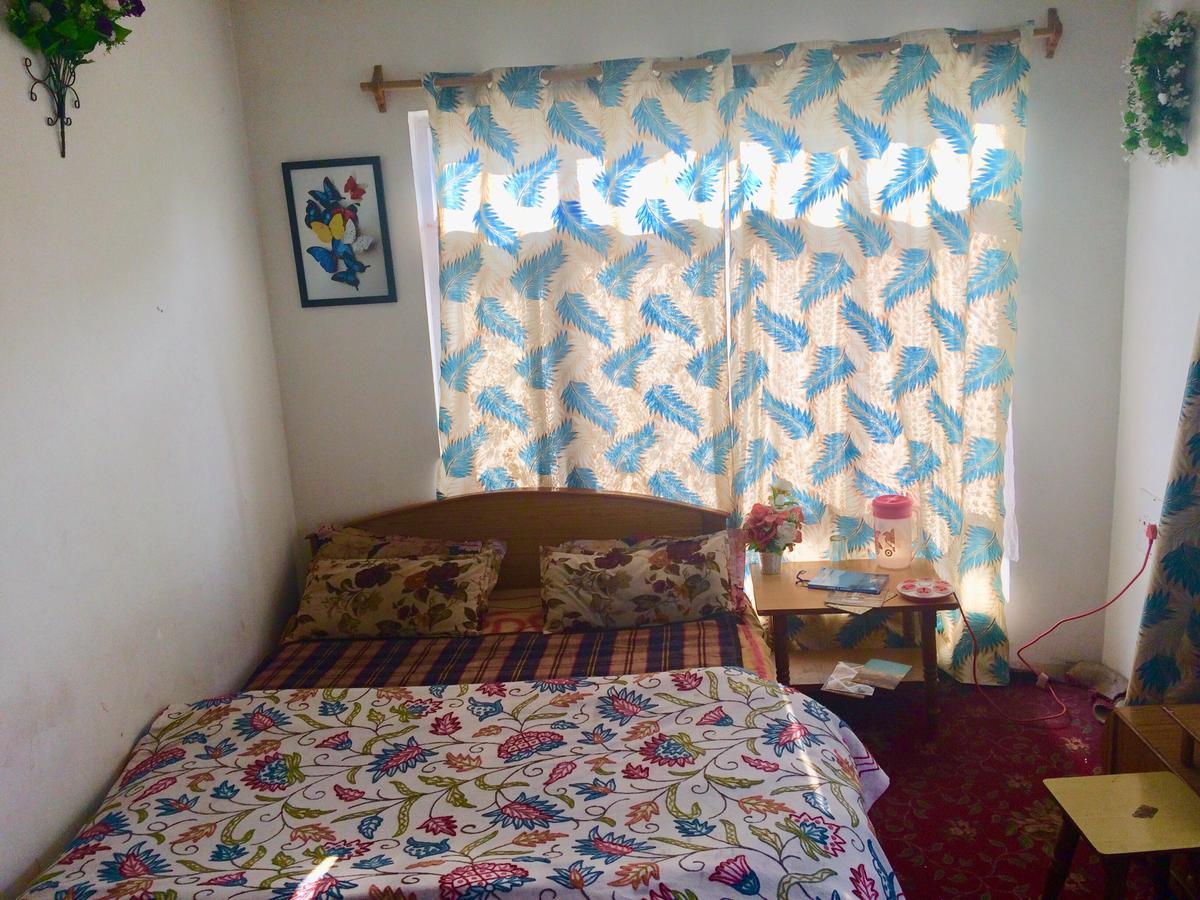 New World Guest House Srinagar  Exterior photo